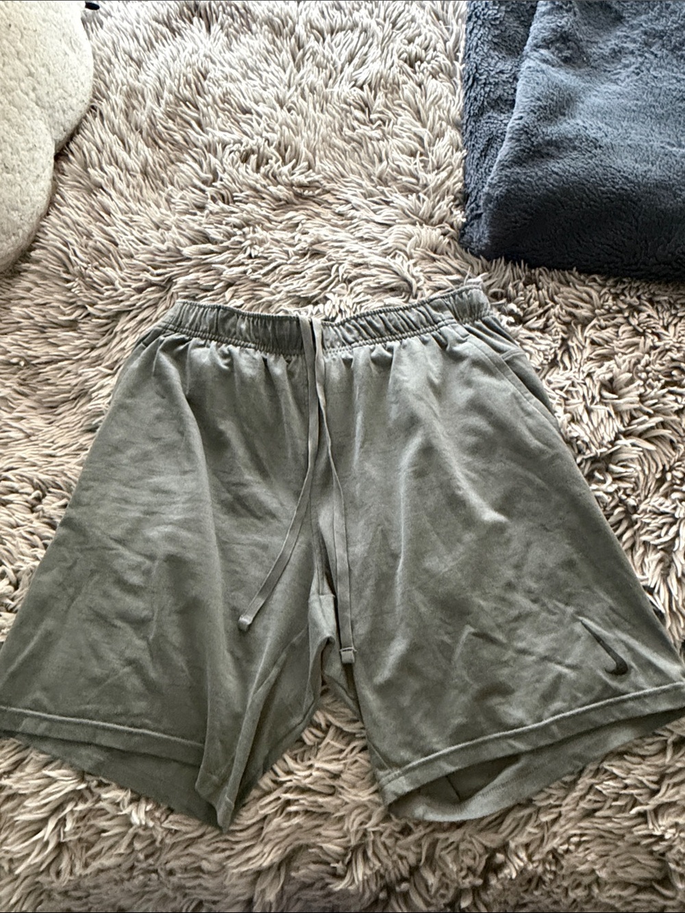 Nike Men's gray Athletic Drawstring Shorts